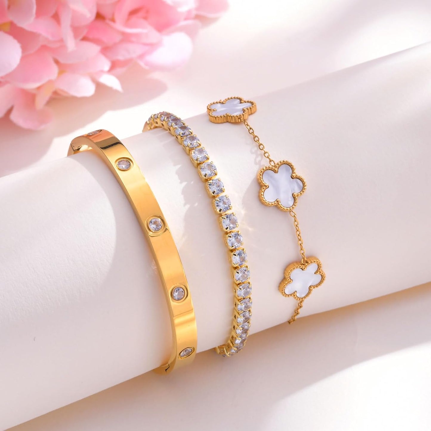 Manufacturer Womens Stackable Floral Gold Bracelets - 3Pcs 18K Gold Plated Bracelet,Stainless Steel Bangle Bracelets Non Tarnish, Gold Bracelet Set Trendy Jewelry,Christmas Valentines Birthday Gifts for Girlfriend bracelets