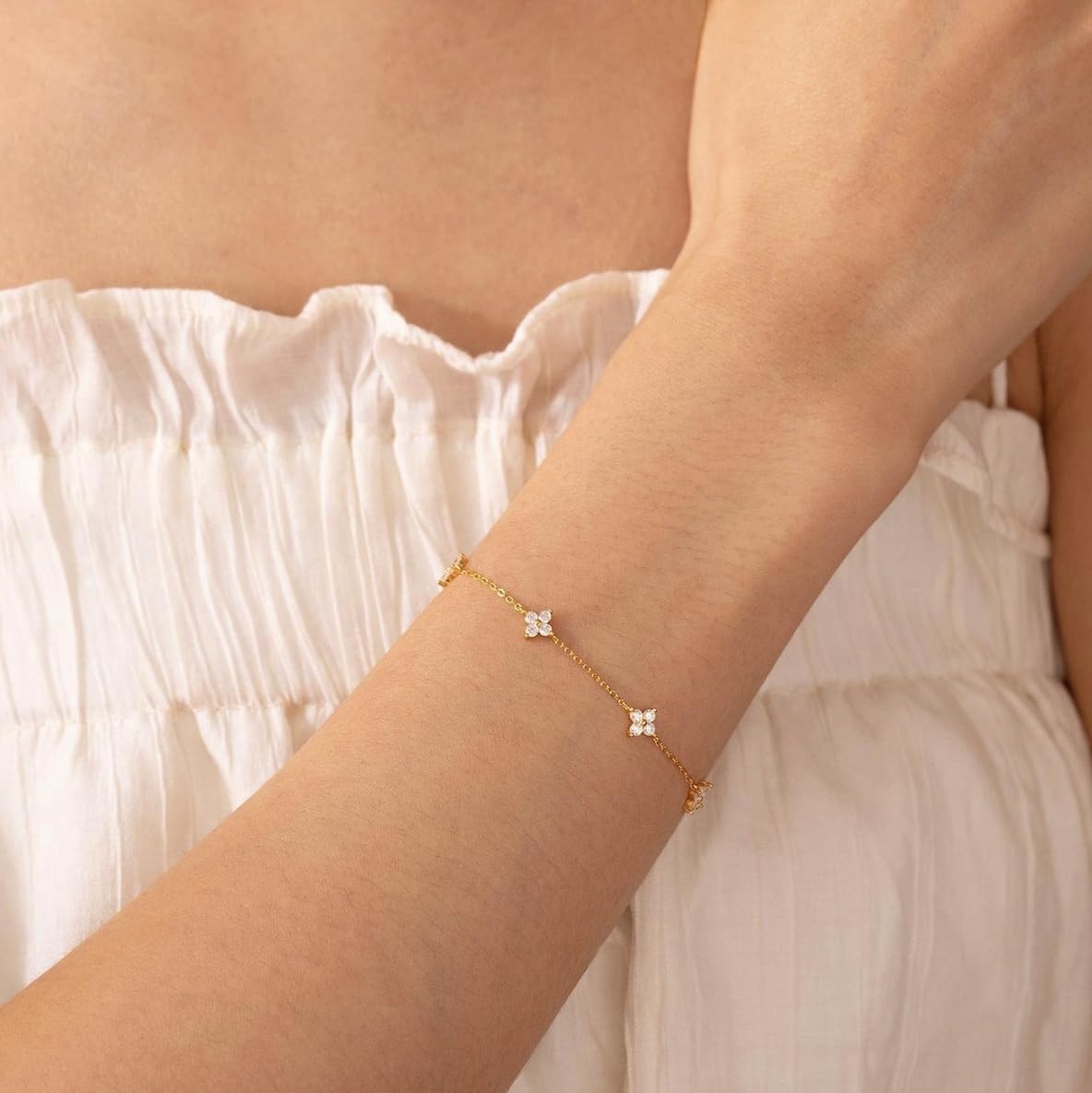 Manufacturer Bracelets for Women 14K Gold Silver Plated Ring Bracelet Hand Chain Dainty Evil Eye Heart Clover Daisy Cubic Zirconia Stackable Link Chain Hypoallergenic Body Jewelry Cute Trendy Gifts bracelets