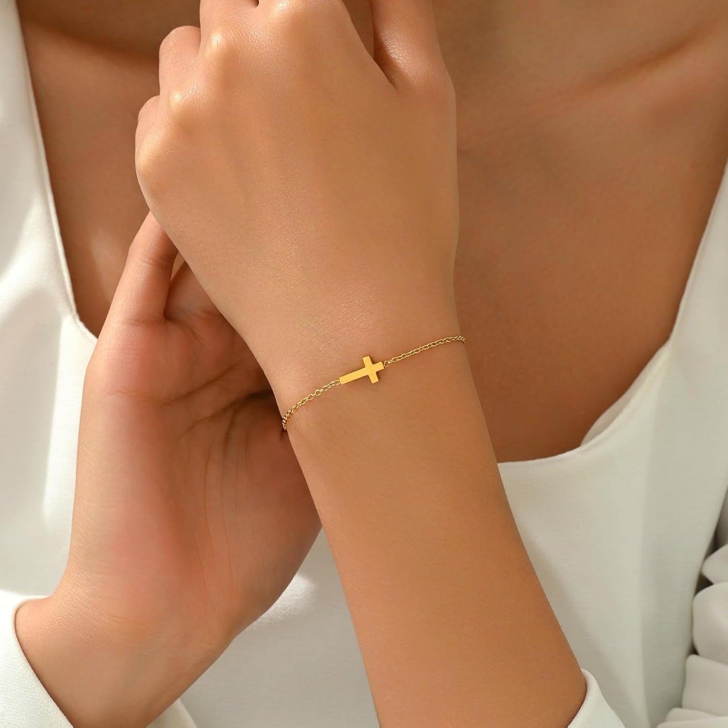 Manufacturer 18K Gold Plated Pearl Beaded Chain Cross Bracelets for Women Adjustable Stainless Steel Dainty Thin Gold Box Cuban Twisted Link Chain Bracelet Bridesmaid Jewelry bracelets