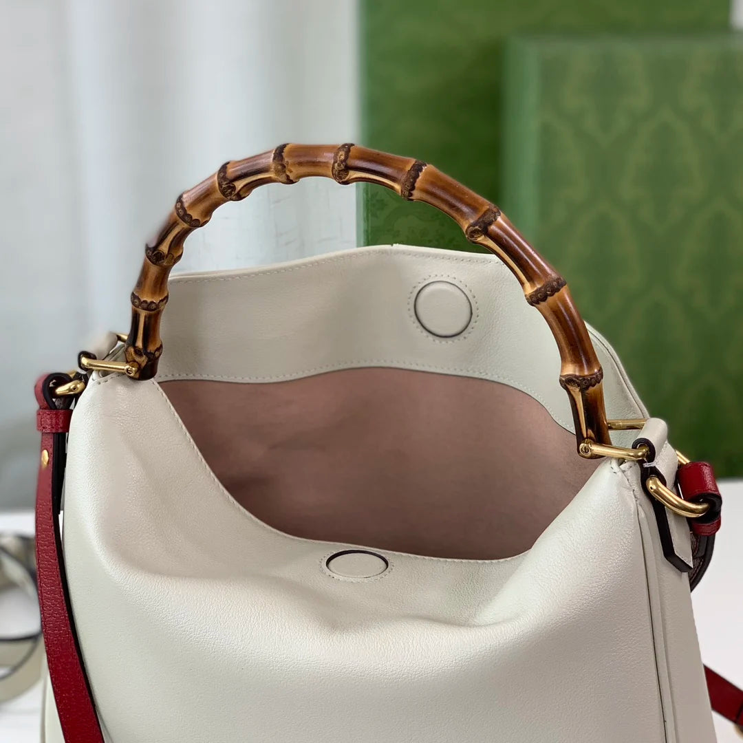 Women Luxury Super Large Travel Bag Brand Travel Fitness Cowhide Zipper Retro Tote Designer Bag