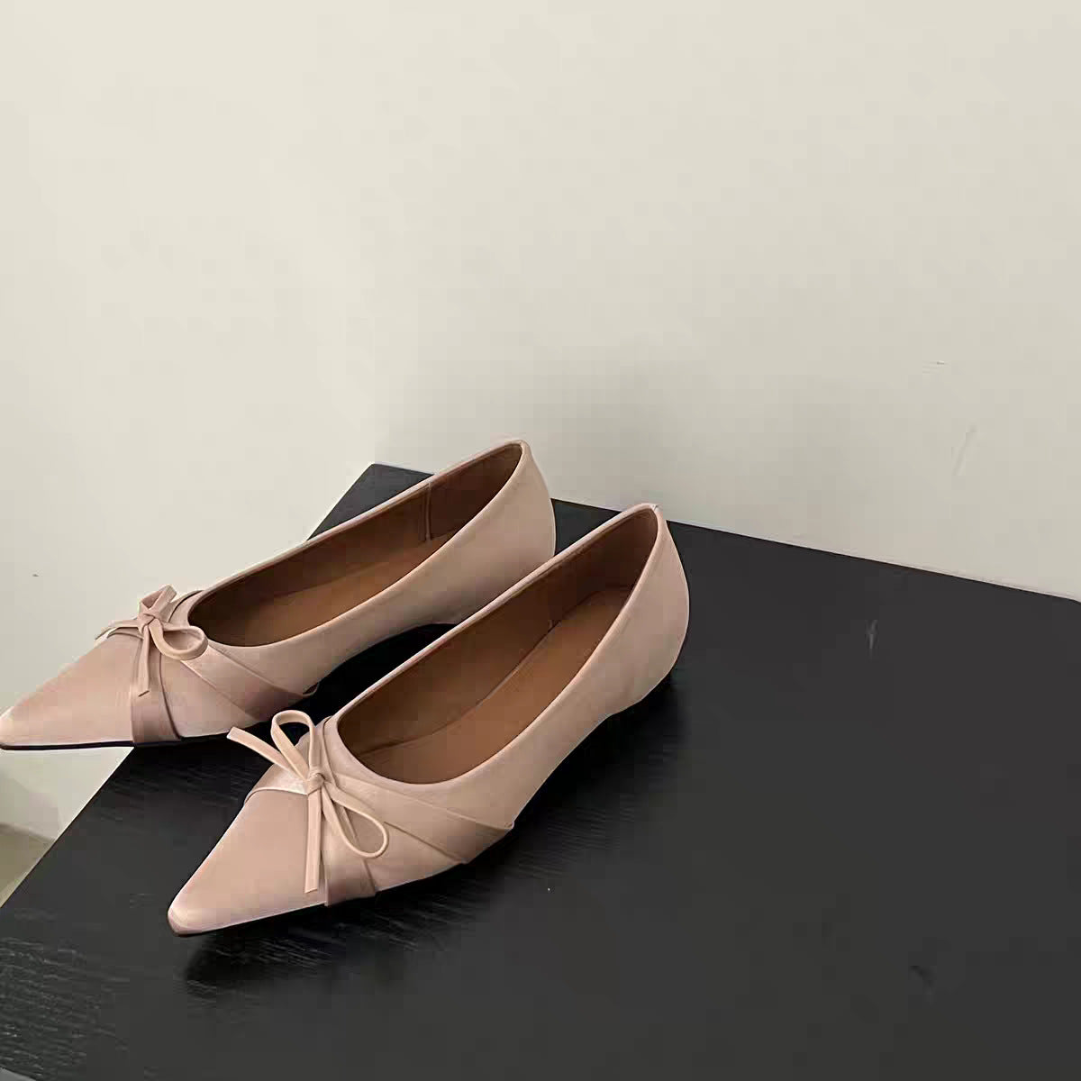 European and American style casual bow flats autumn new products pointed inner height increase shallow mouth single beanie shoes bag head single shoes