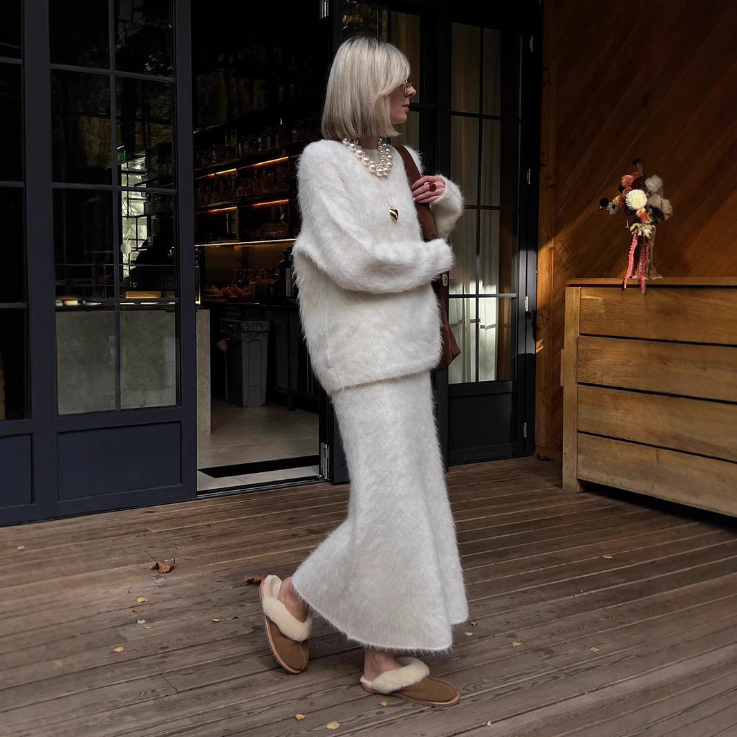 Pullover sweater skirt set, European, American autumn and winter Ins style knitting two-piece sweater set, women suits