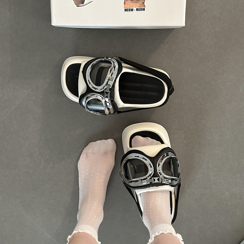 Locomotive glasses wear slippers outside women's summer new niche design fashionable thick bottom heightening sandals