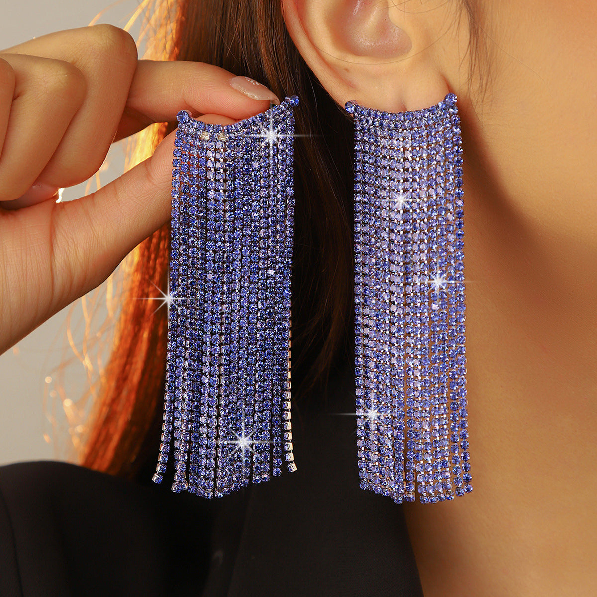 Heavy industry shiny crystal long fringed earrings for women, exquisite and elegant stud earrings, copper earrings.
