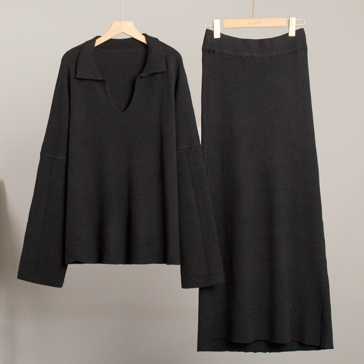 Cross-border knitted set Europe, America winter new fashion simple style V-neck knitted sweater skirt set suits