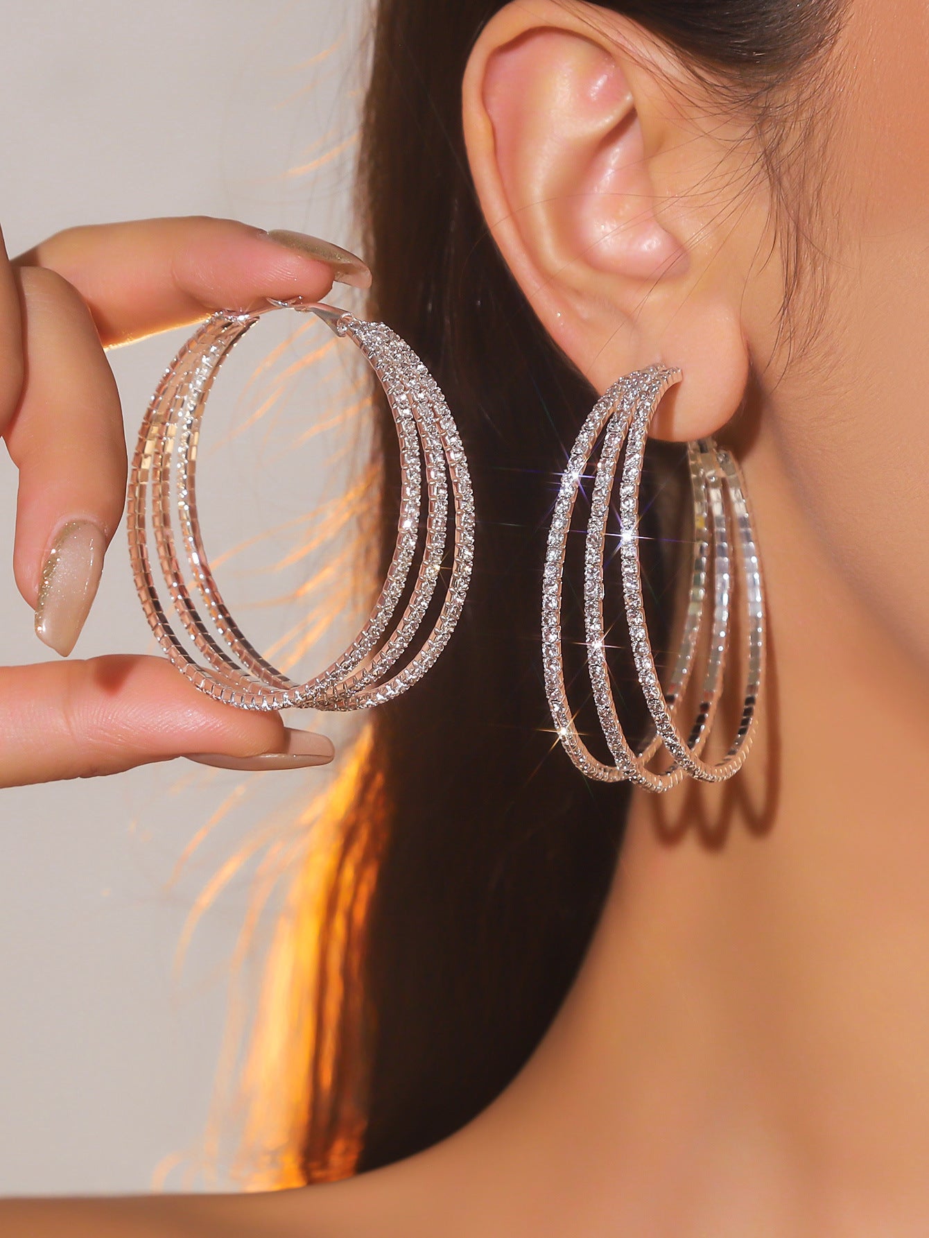 European and American catwalk performances, high-end exaggerated rhinestone long fringed earrings, flash diamond stud earrings, earrings, women's earrings