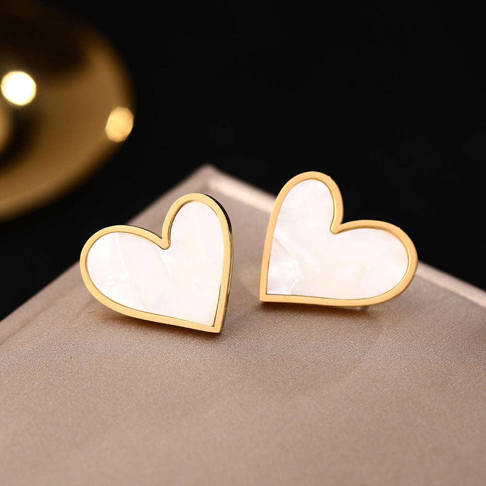 European and American personality black and white fritillary peach heart titanium steel earrings, earrings, vacuum plating 18K gold non-fading earrings, jewelry