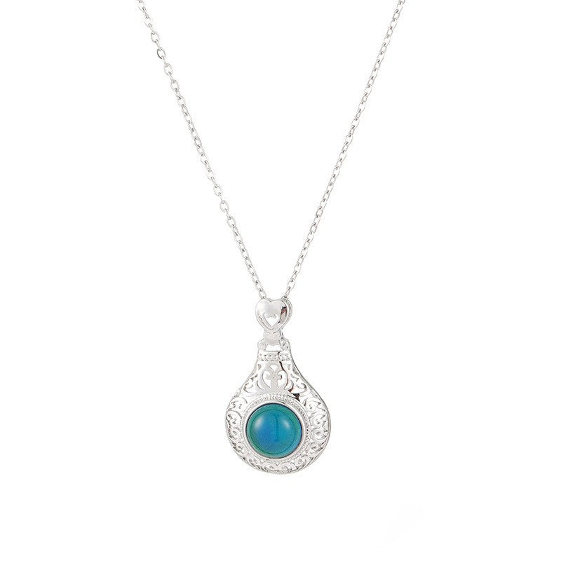 Longhe, the supply can change color, temperature sensing pendant, European and American luxury fashion hollow flower women's necklace