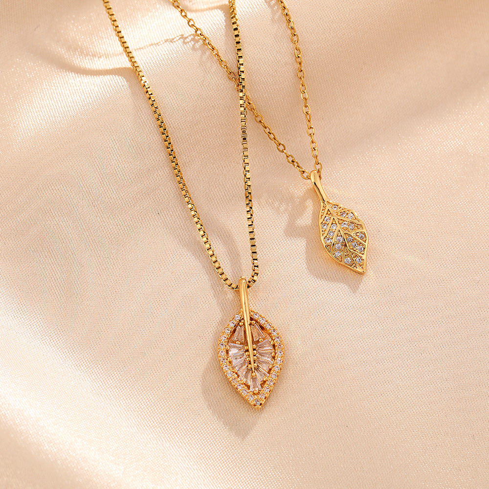 Internet celebrity live broadcast new small leaf titanium steel necklace female high sense simple exquisite zircon leaf collarbone chain jewelry necklaces