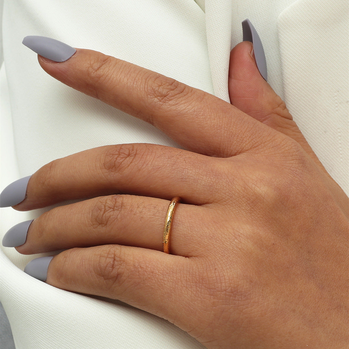 European and American retro hand-made beating concave-convex texture fine ring women's high-end sense simple daily versatile rings