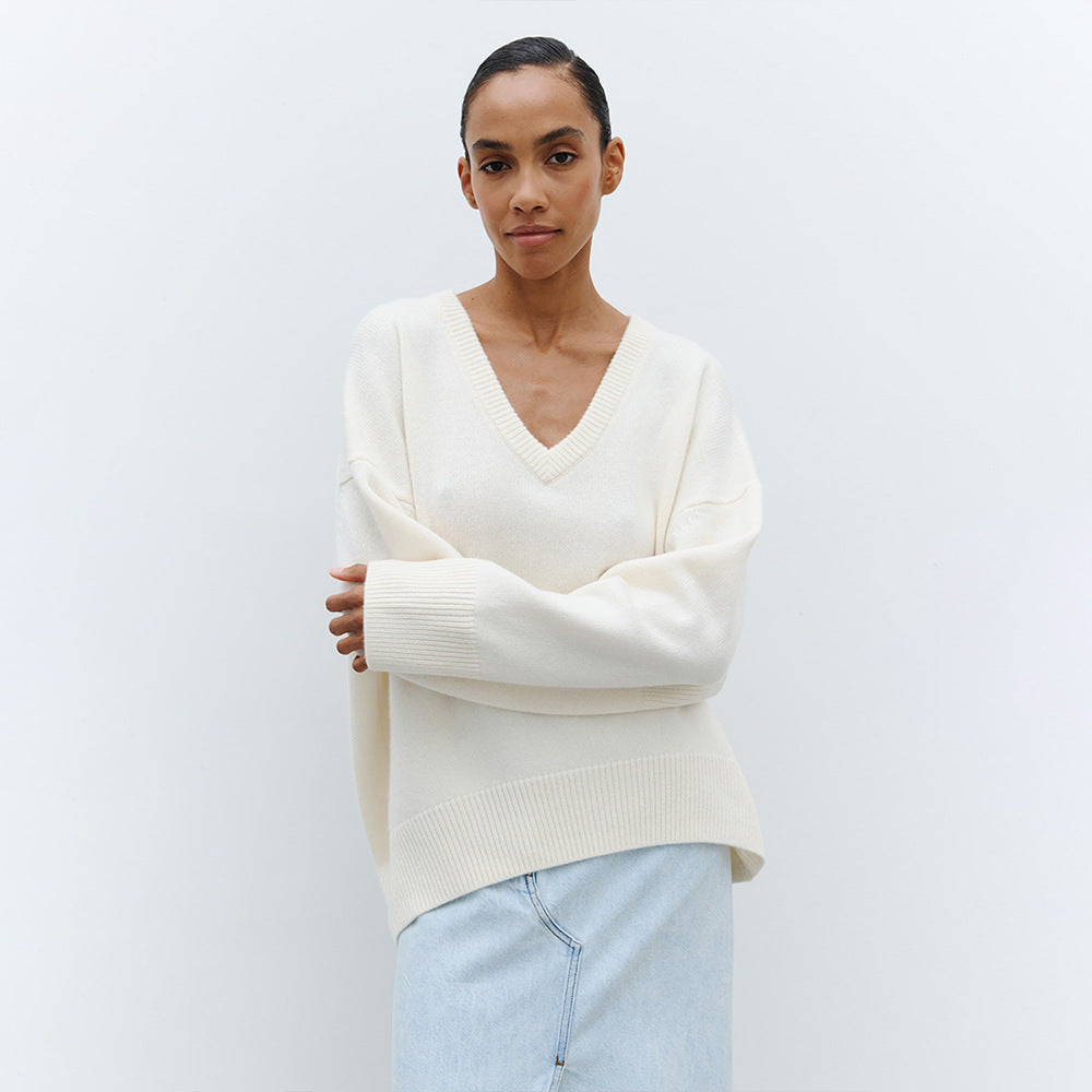 V-neck sweater women's autumn and winter European and American solid color versatile pullover sweater loose knitted sweater