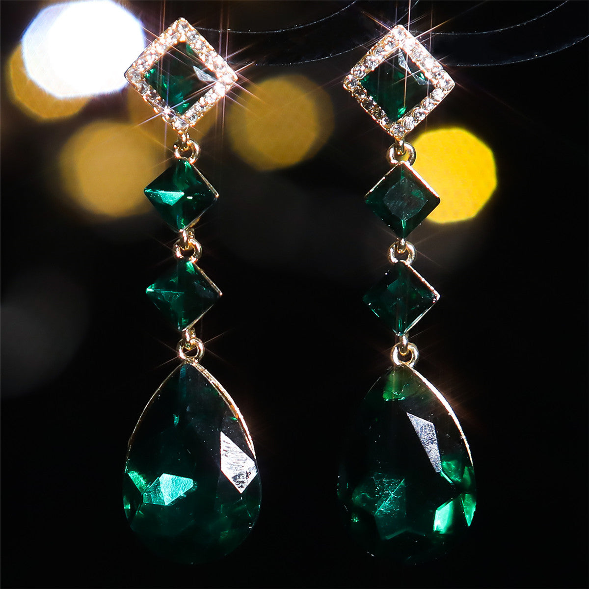 European and American jewelry, colored glass rhinestone earrings for women, exaggerated personality and shiny earrings earri.