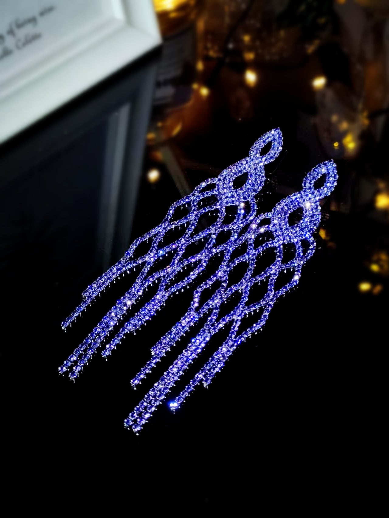 Town card oversized and super long, new personality exaggerated long fringed earrings for women, fashionable and shiny rhinestone stud earrings