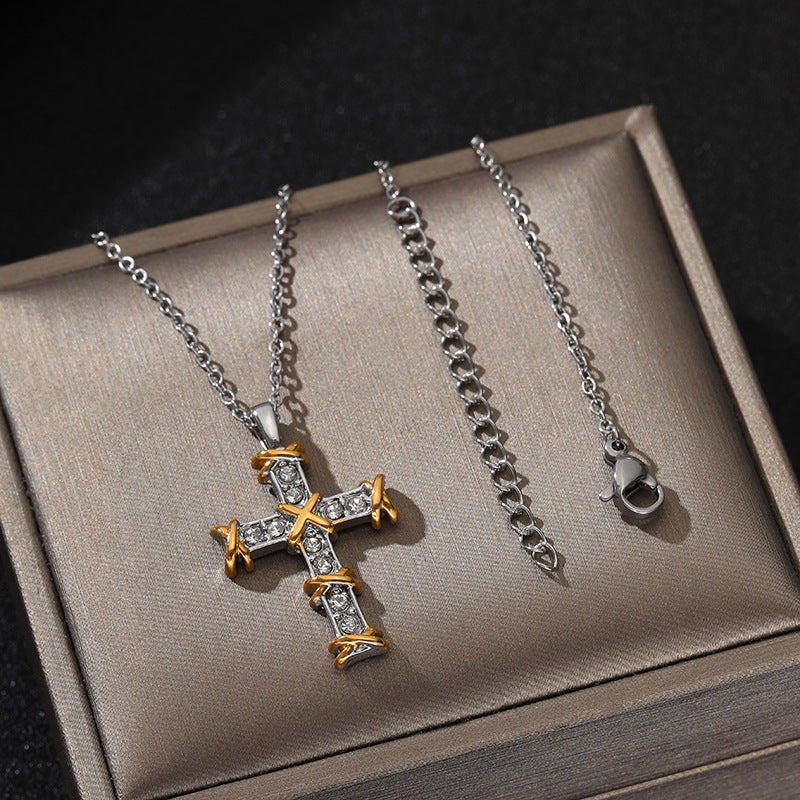 Creative and novel cross-plated 18k white gold two-color cross diamond necklace European and American XO-shaped personalized pendant