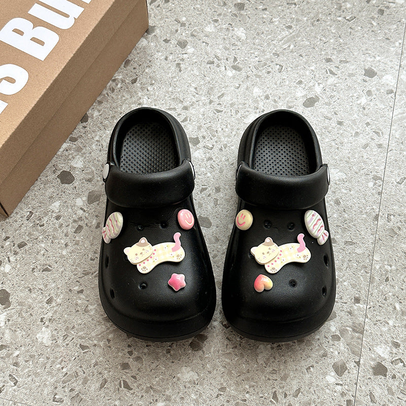 Cute cartoon hole shoes women's summer new stepping on shit soft-soled sandals women's slippers summer wear beach shoes