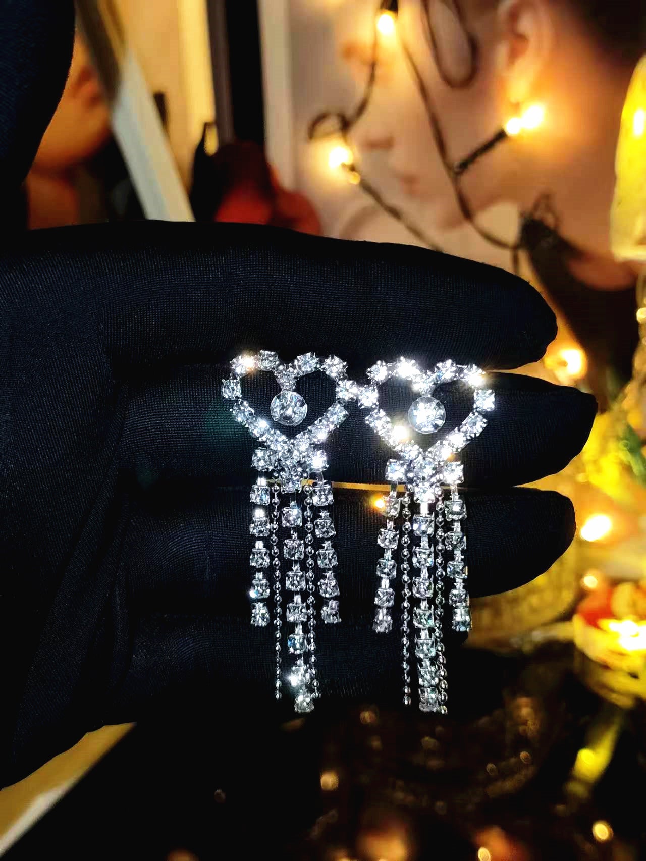 Machika high-end super flash full diamond long fringed earrings women's fashion temperament rhinestone ear jewelry earrings
