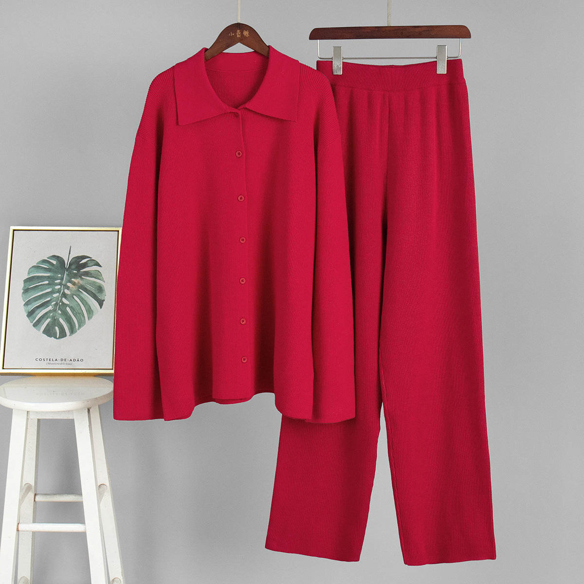 Lapel long-sleeved knitted set, European, American autumn and winter new temperament loose commuting pit strip sweater set suits
