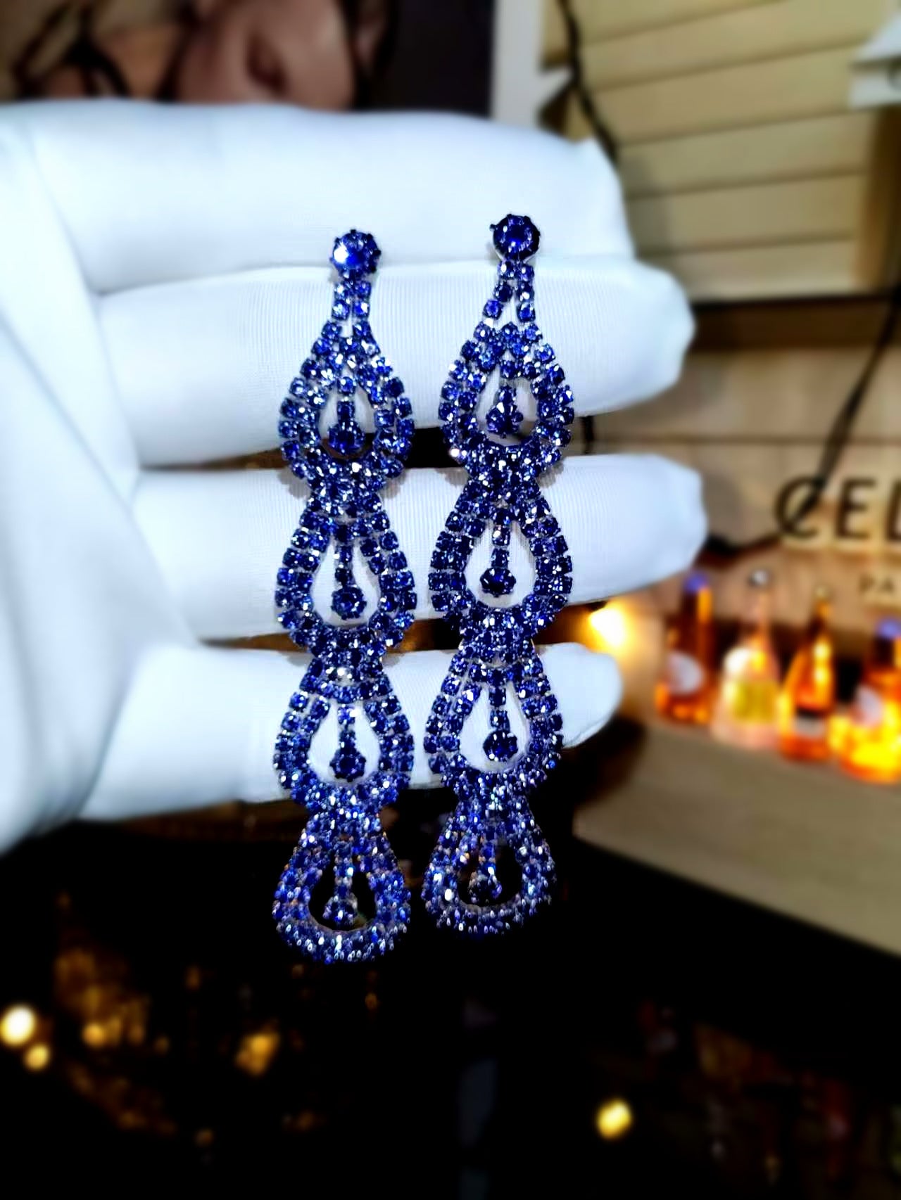 Cho Card Claw Chain Series Rhinestone Earrings Women's Super Flash Full Diamond Long Earrings Stud Earrings Dinner Versatile Earrings