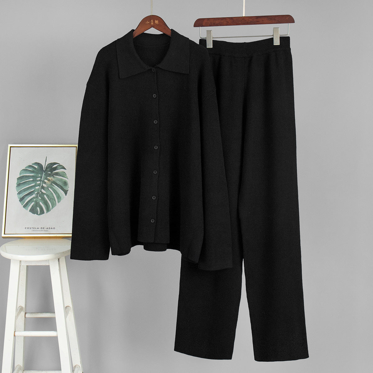 Lapel long-sleeved knitted set, European, American autumn and winter new temperament loose commuting pit strip sweater set suits