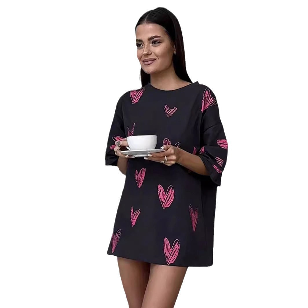 Love printed T-shirts European and American summer new street trend hand-painted love printed short-sleeved T-shirt