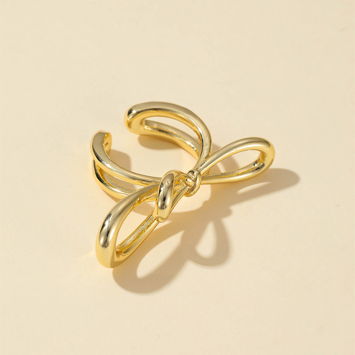 European and American rings ins cold wind niche design sense emerald inlaid stone retro personality women's tide exaggerated tide rings