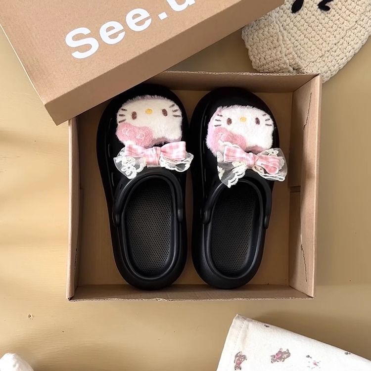 Thick-soled cartoon bag head drag women's summer niche outer wear new versatile cute hole shoes muffin bottom empty slippers