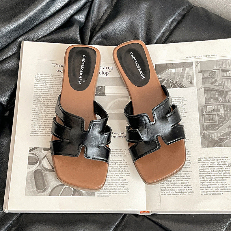 French retro temperament flat bottom one-word open-toe slippers women's spring and summer new versatile casual cool slippers