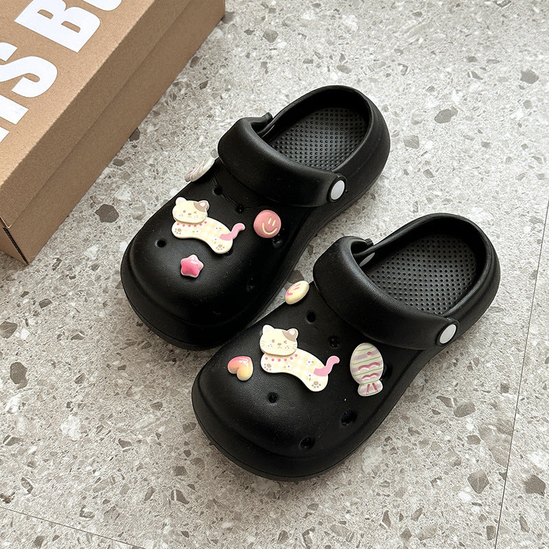 Cute cartoon hole shoes women's summer new stepping on shit soft-soled sandals women's slippers summer wear beach shoes