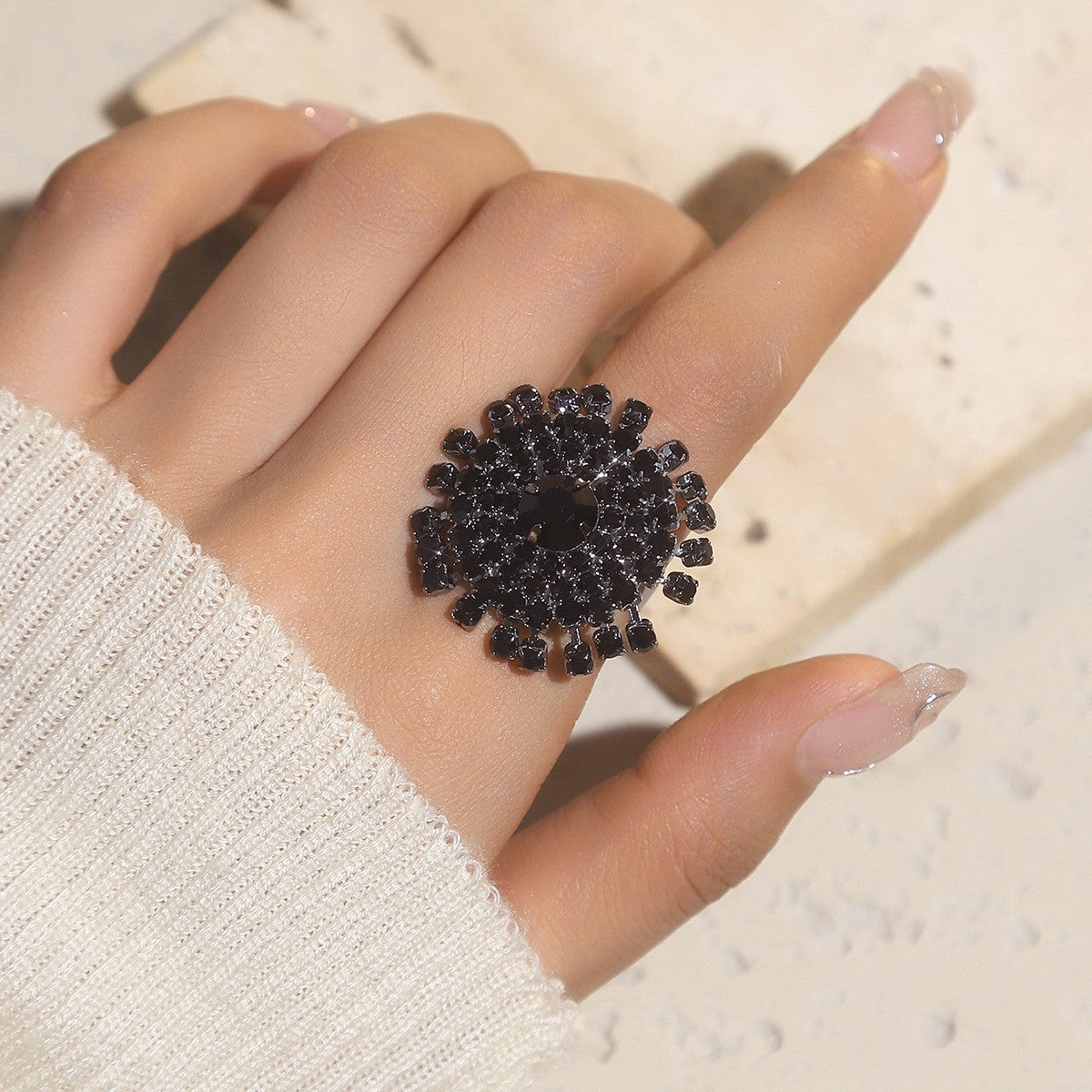 DINGKA Fashion Round Snowflake Rhinestone Ring Temperament Shiny Zir*****pening Adjustable Ring Rings Jewelry