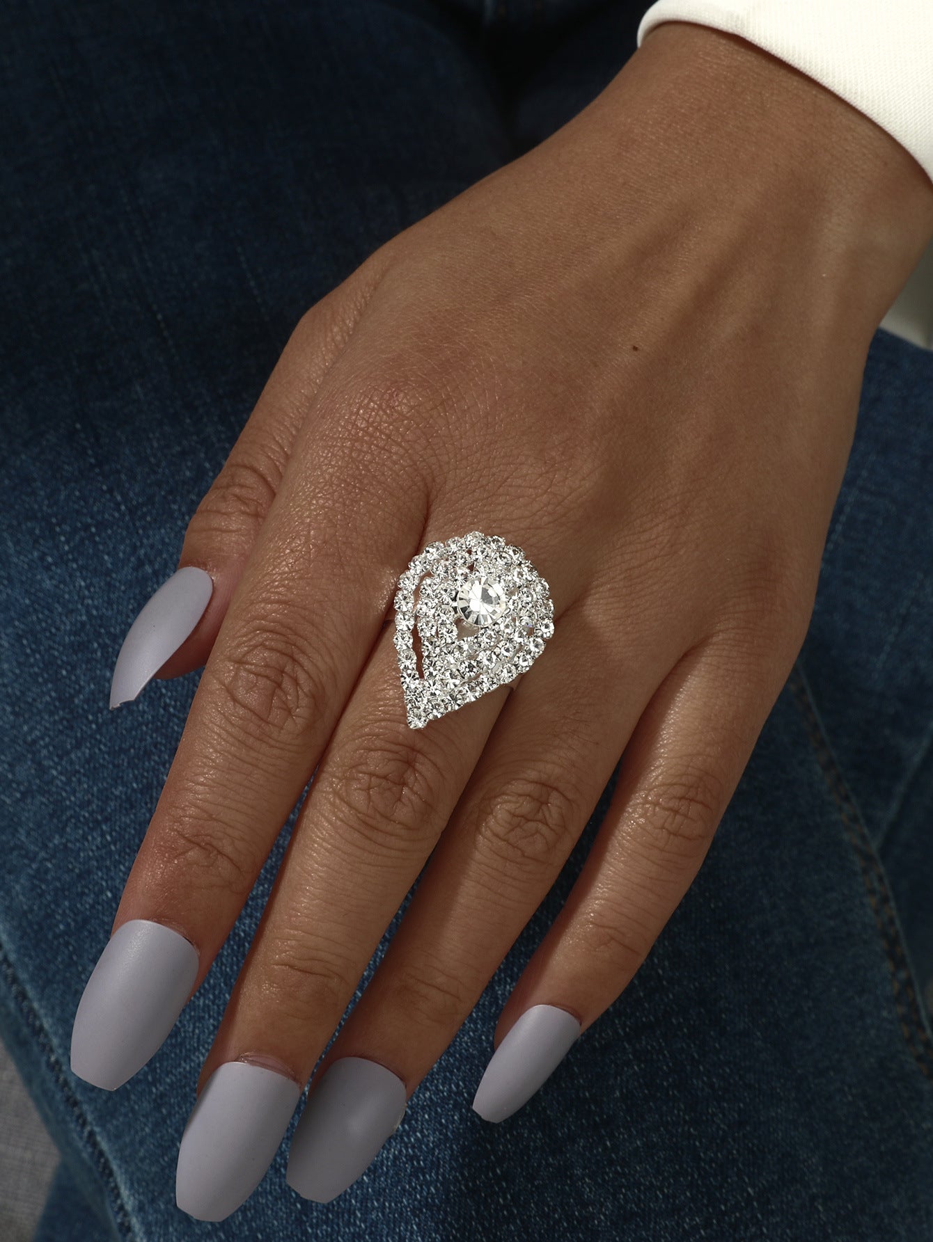 Europe, America, high-end shiny rhinestone rings women, geometric design square crystal ring ring ring