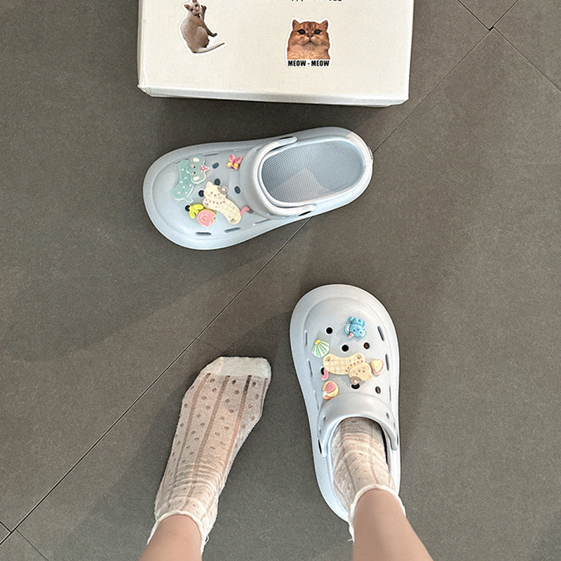 Fashion cute platform hole shoes women's spring and summer new versatile one-pedal slippers women's skirt tide