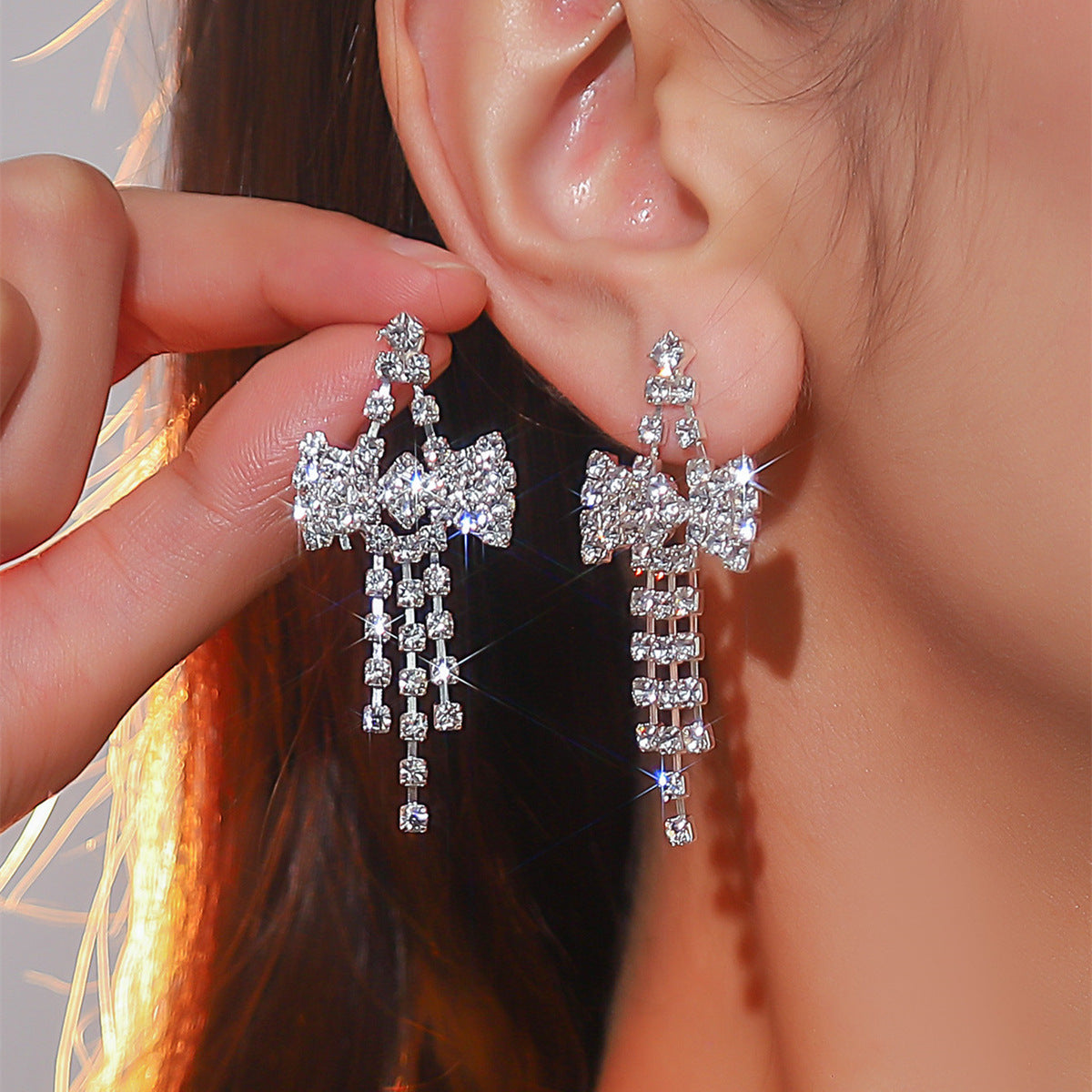 Machika high-end super flash full diamond long fringed earrings women's fashion temperament rhinestone ear jewelry earrings