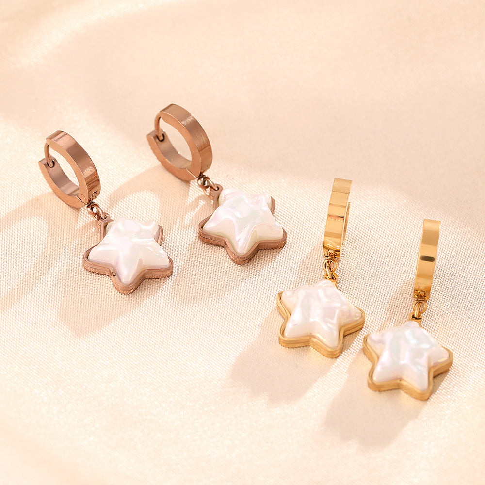 Korean style high-end earrings, hot-selling pentagram pearl titanium steel earrings, non-fading fashionable and versatile earrings, earrings.