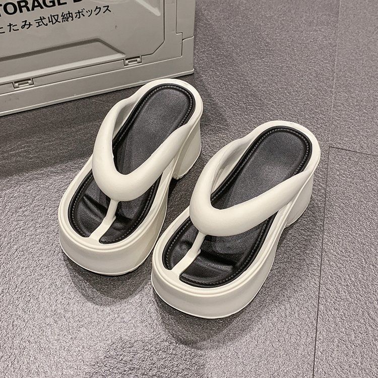Small high-heeled flip-flop woman summer new fashion outer wear thick-soled non-slip beach pinch foot cool slippers