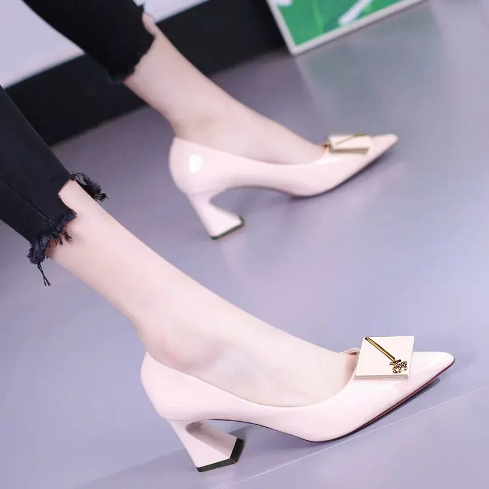 Manufacturer Women Fashion European Style Elegant High Quality Spring & Summer Slip on High Heel Shoes for Sexy Party Lady Beige Pumps A263 Pumps