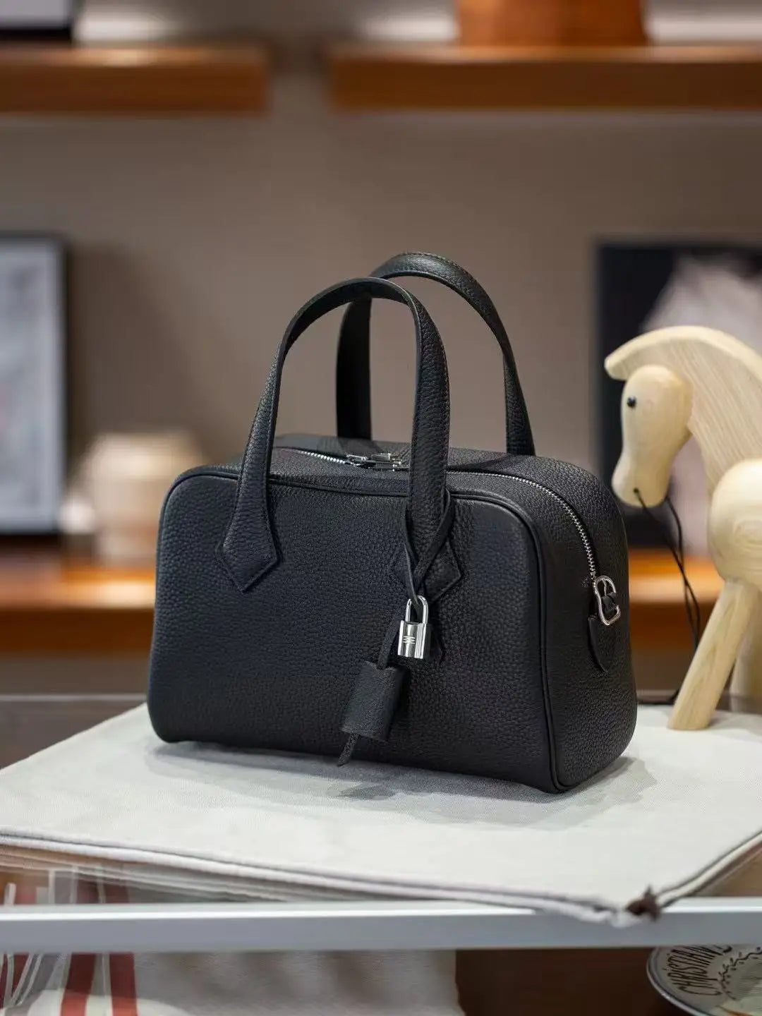 Genuine Leather Handbag 25cm Small size Bowling Women's Bag Top Layer Cowhide Pillow Bag Shoulder Bag Crossbody Bag Small