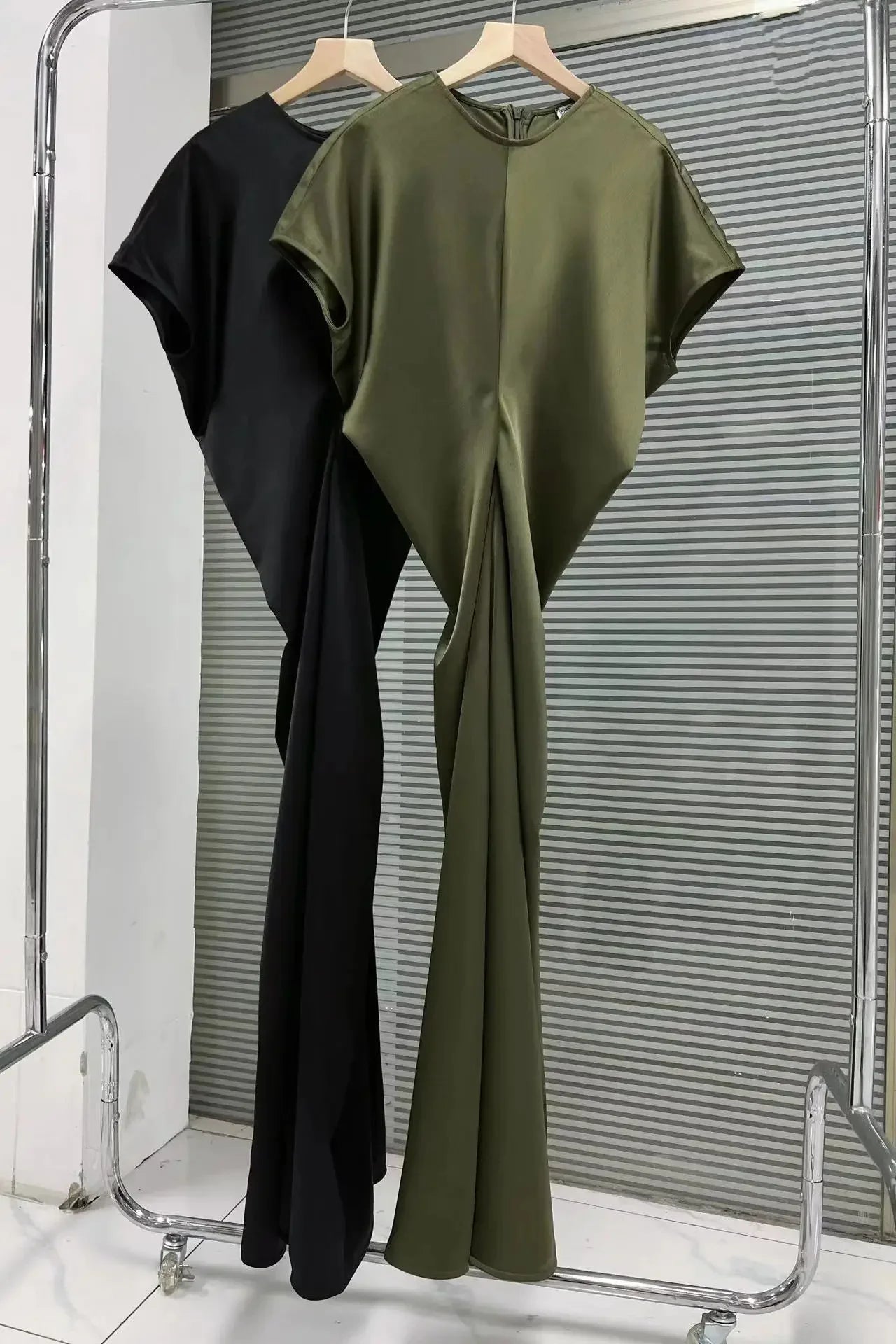 Women Satin Bat Sleeve Long Dress Temperament Slim Fit and Slimming Robe for Lady Spring Summer