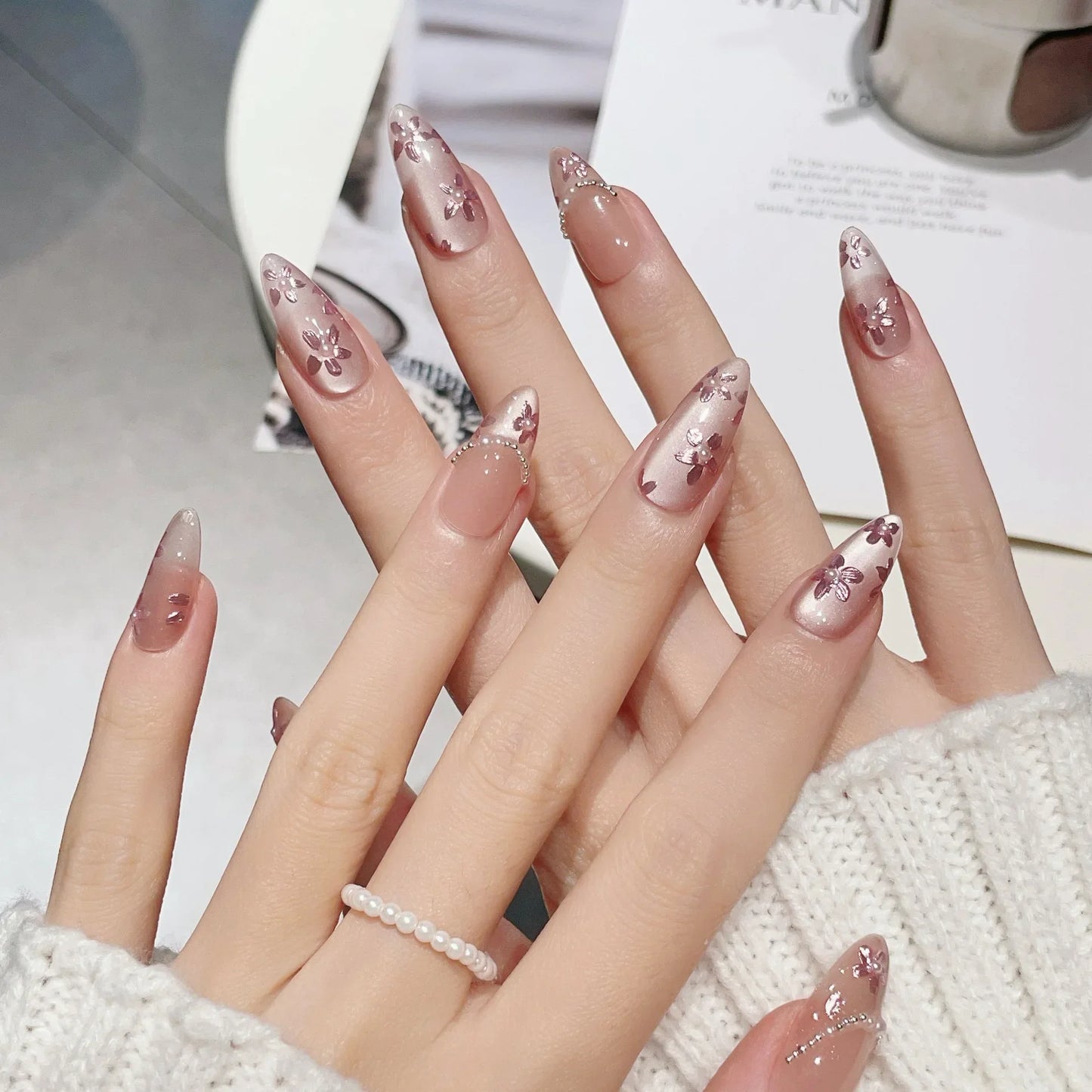 10Pcs Handmade Almond Press On Nails Flash Gradient Wear Pink Flower Design French False Nails Wearable Manicure Nail Tips