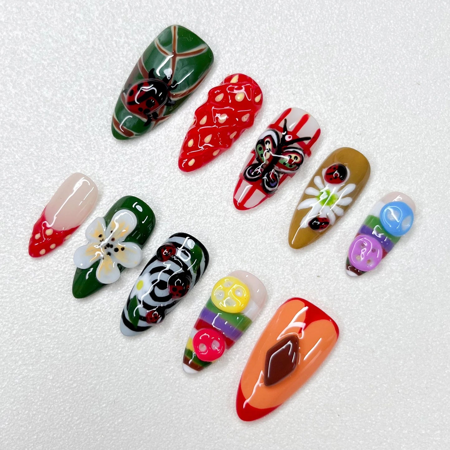 Personalized Handmade Flower Insect Fake Nail Press on Nails 3D Sculpture Series High-grade Manicure Almond Length Ornament
