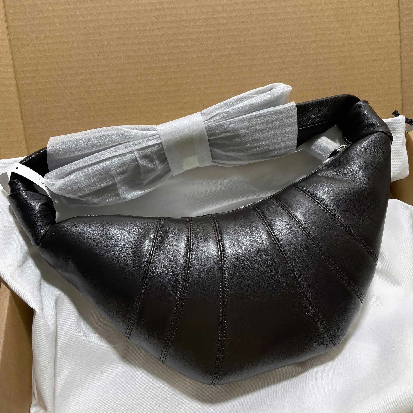 Designer New Lambskin Croissant Brand Luxury Croissant Bag Fashionable Versatile Shoulder Crossbody Bag