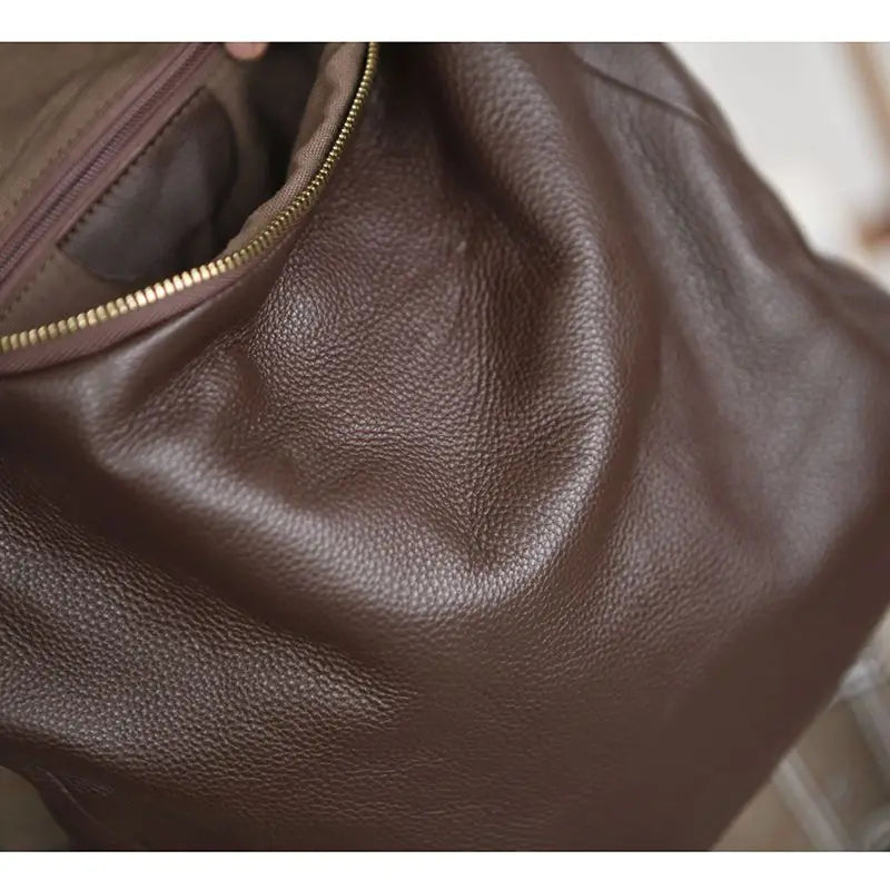 New High Quality Top Layer Cowhide Backpack With Large Capacity Bucket Shape Simple And Casual Versatile Women's Bag Trendy