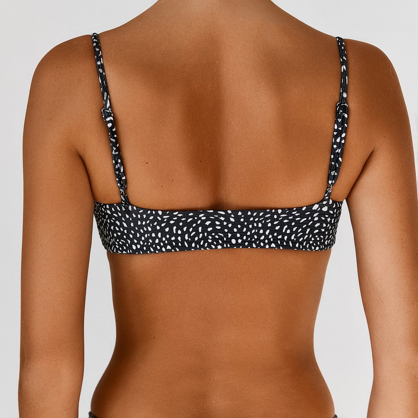 foreign trade explosion bikini big V solid color split swimsuits four-color hot sale bikini