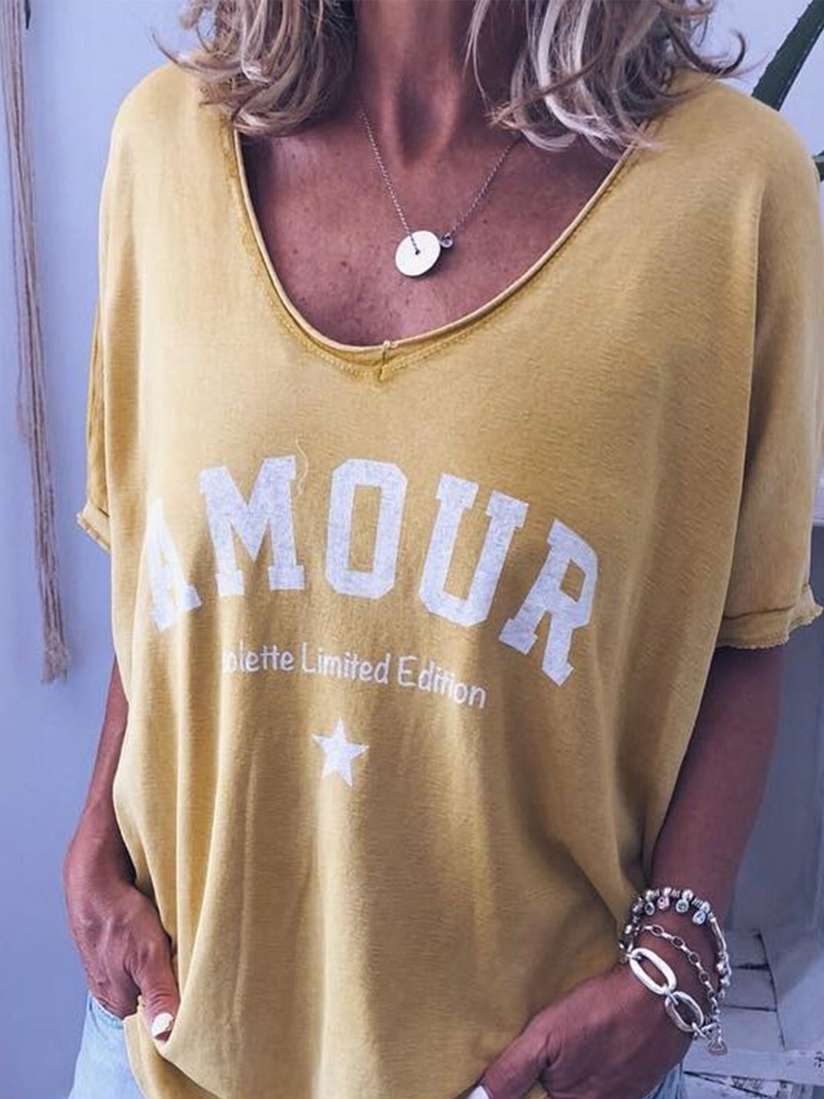 New short-sleeved letter-printed crew neck T-shirt women's clothing