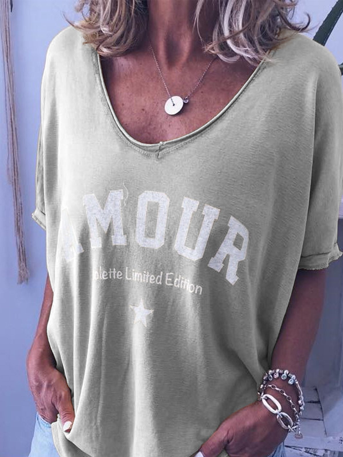 New short-sleeved letter-printed crew neck T-shirt women's clothing