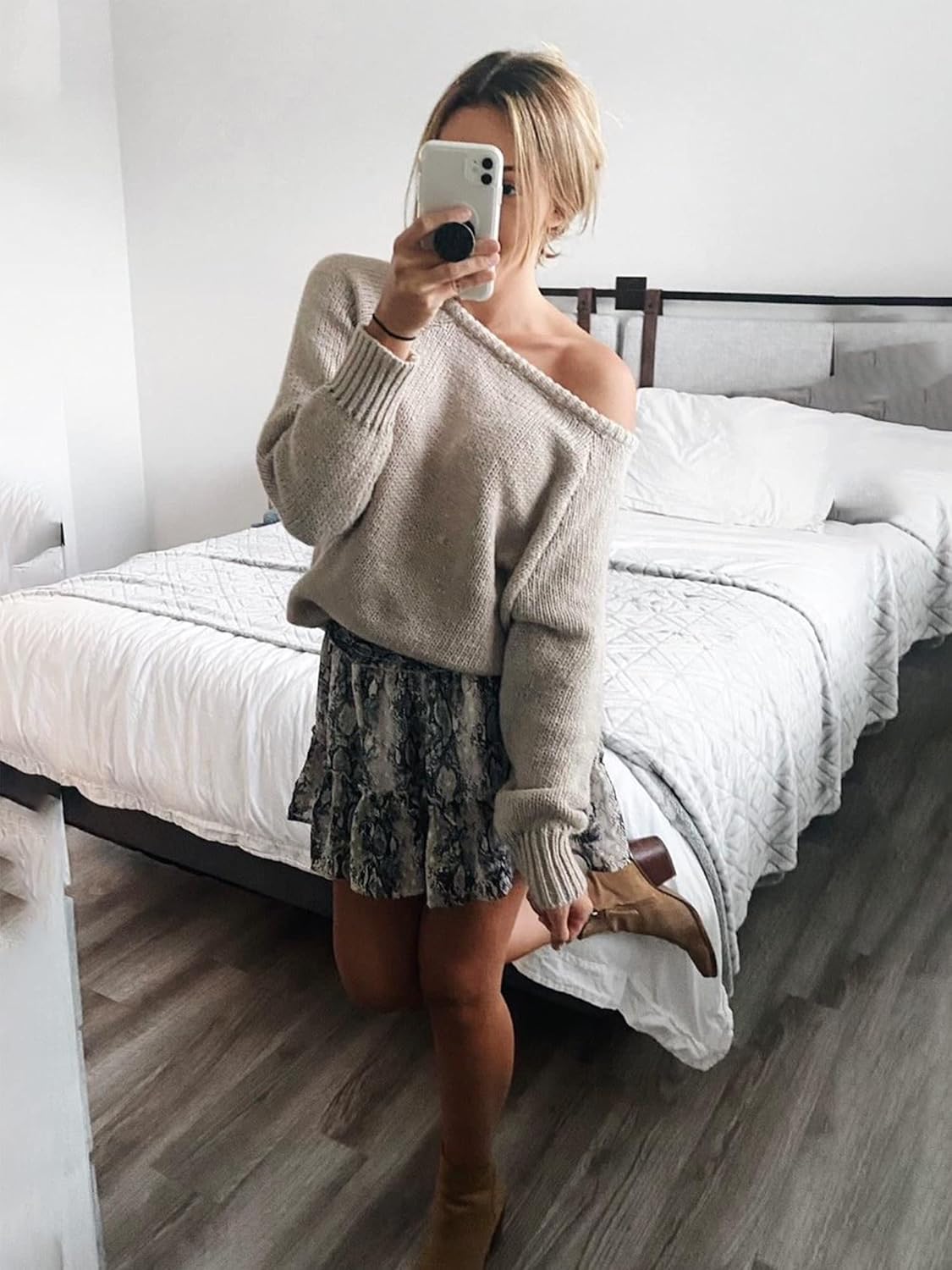 Manufacturer  BTFBM Women Casual Long Sleeve Fall Sweaters Crew Neck Solid Color Soft Ribbed Knitted Oversized Pullover Loose Fit Jumper   sweaters