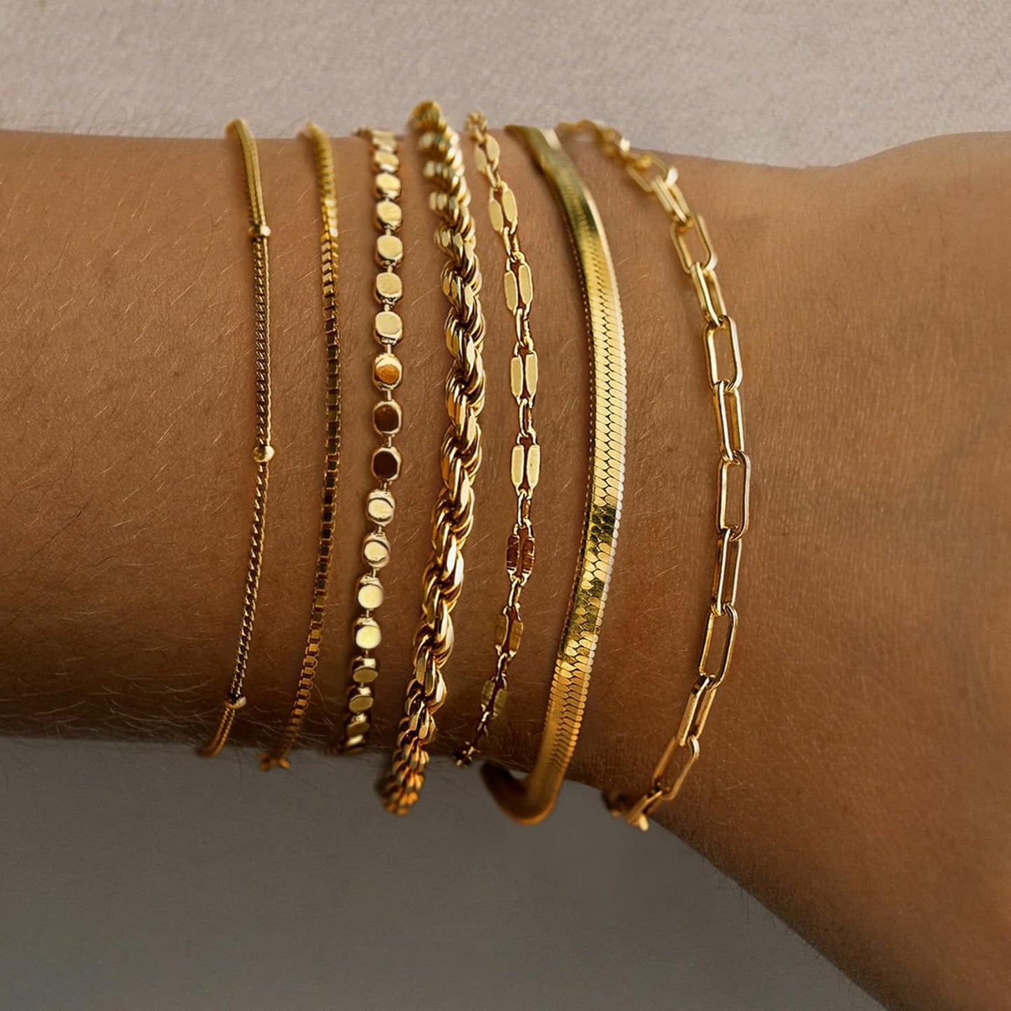 Manufacturer Gold Bracelets for Women,Dainty 14K Gold Plated Stack Set Trendy Stackable non tarnish Paperclip Chain Bracelets Gold Jewelry Sets Gifts for Women