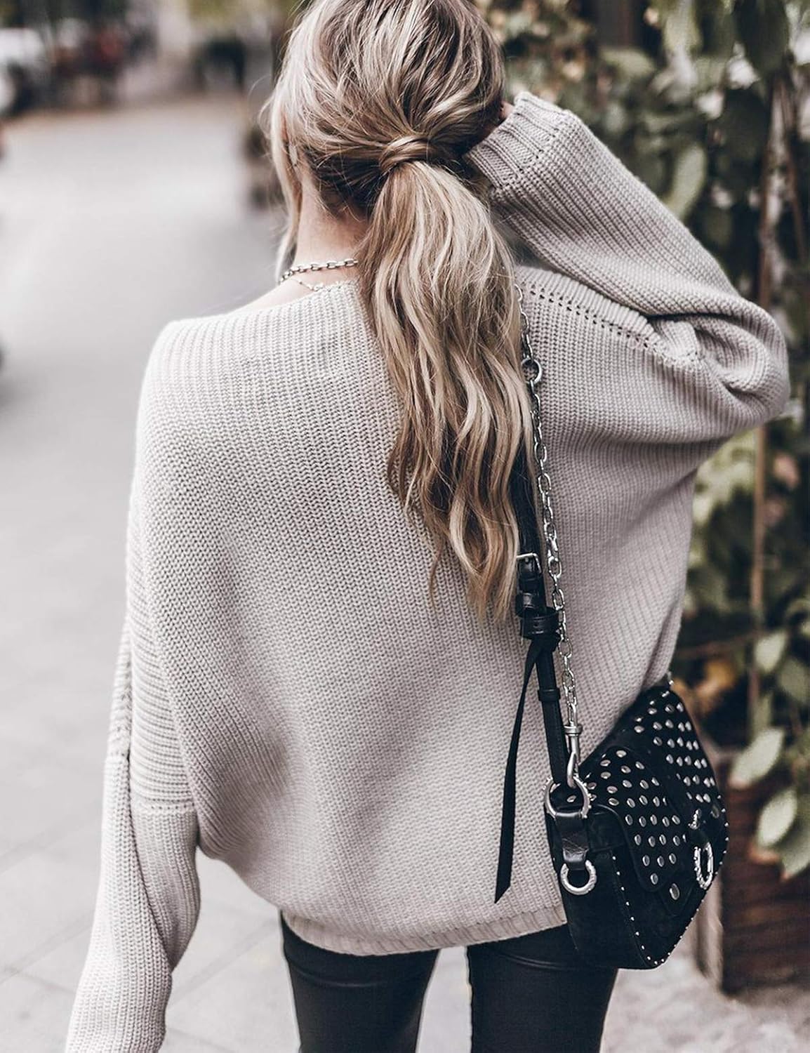 Manufacturer  Ugerlov Women's Oversized Sweaters Batwing Sleeve Mock Neck Jumper Tops Chunky Knit Pullover Sweater   sweaters