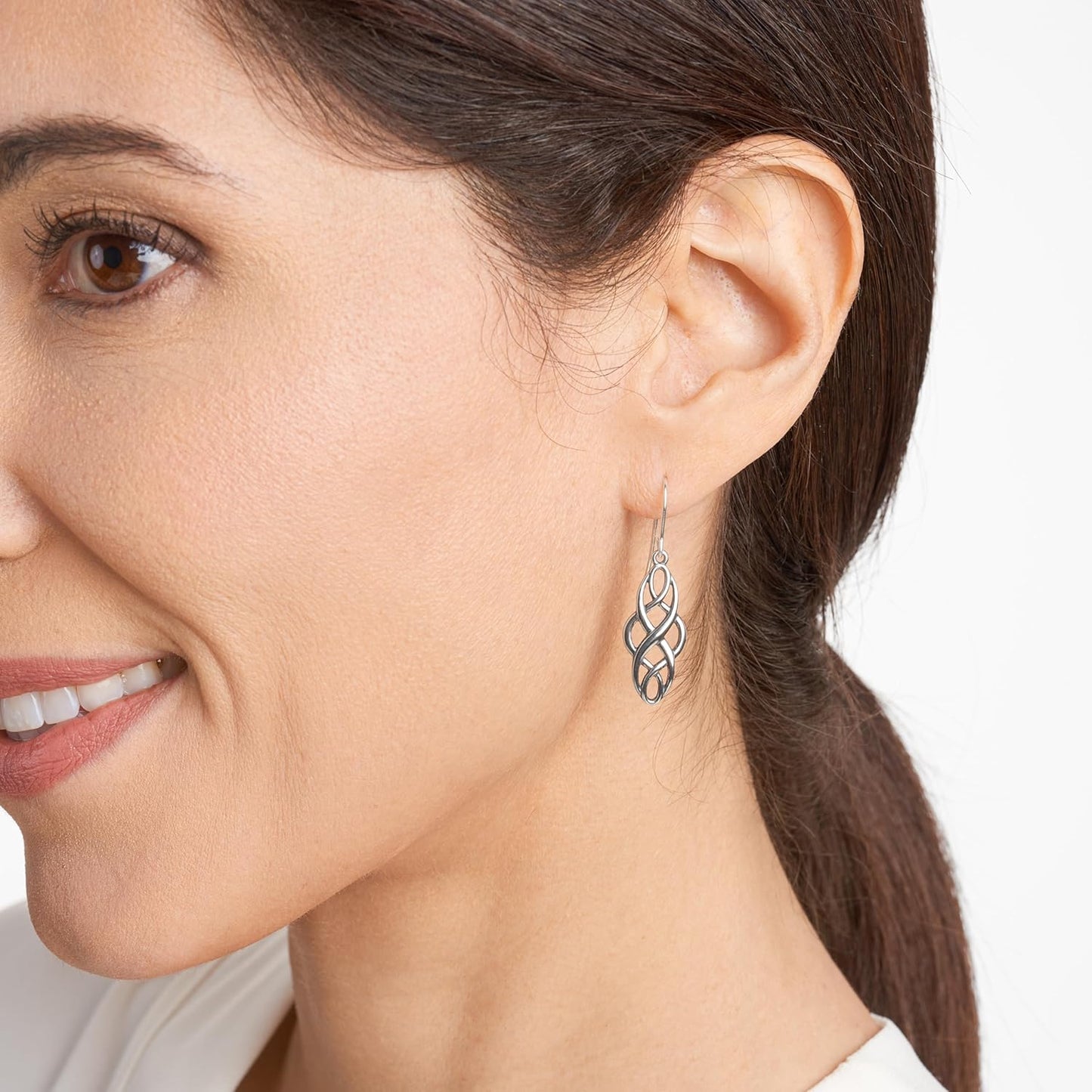 Manufacturer  Amazon Essentials Dangle Earrings, Celtic Knot Design  earring