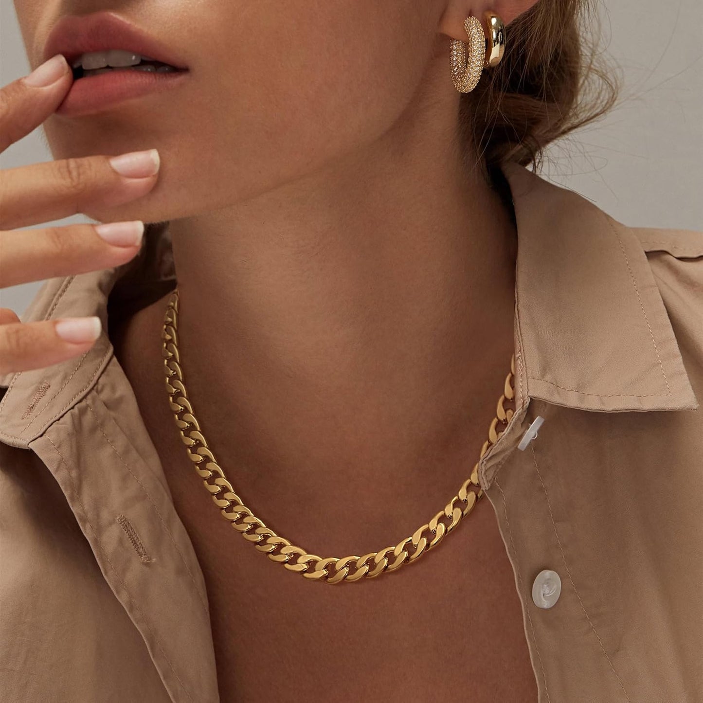 Manufacturer  Moodear Gold Necklace for Women 14K Dainty Chunky Gold/Sliver Chain Necklace Cuban Link Paperclip Chain Choker Toggle Clasp Layered Pearl Pendent Necklace for Women Trendy Fashion Jewelry  necklace