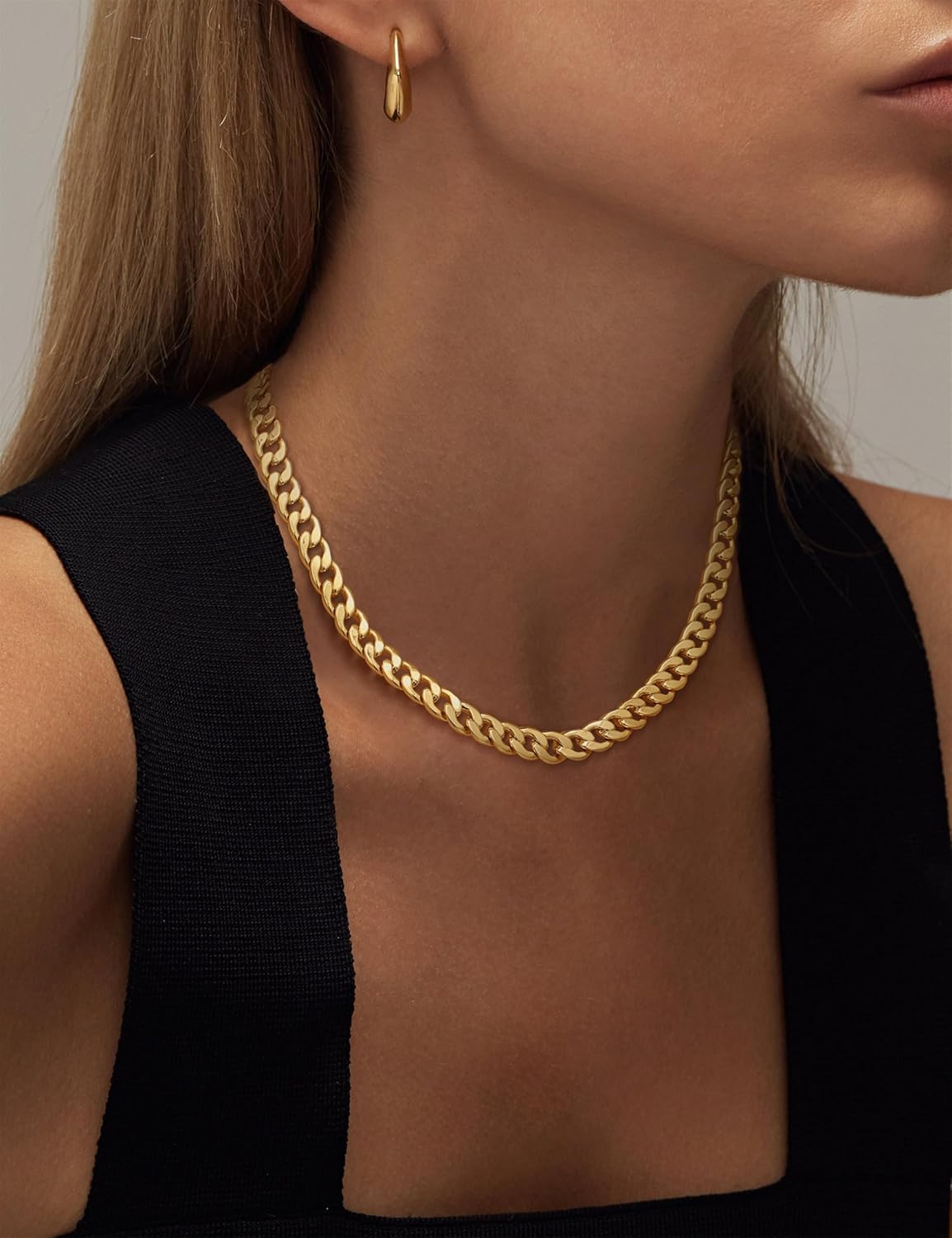 Manufacturer  Moodear Gold Necklace for Women 14K Dainty Chunky Gold/Sliver Chain Necklace Cuban Link Paperclip Chain Choker Toggle Clasp Layered Pearl Pendent Necklace for Women Trendy Fashion Jewelry  necklace